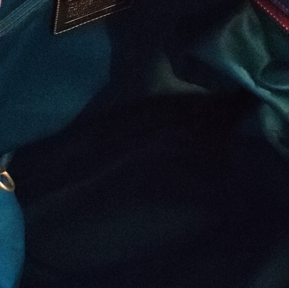 Purse - Picture 2 of 10